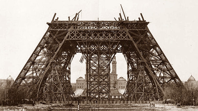 März 1888: Bauarbeiten am Eiffelturm