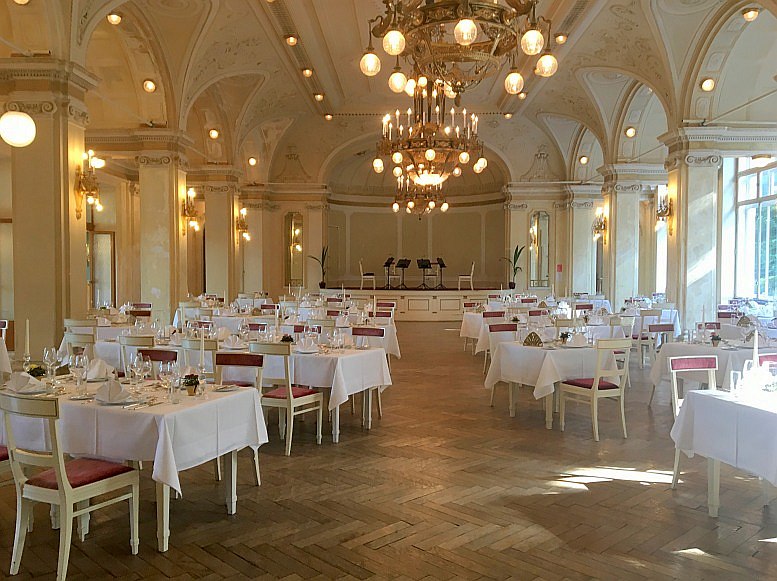 Hotels 02