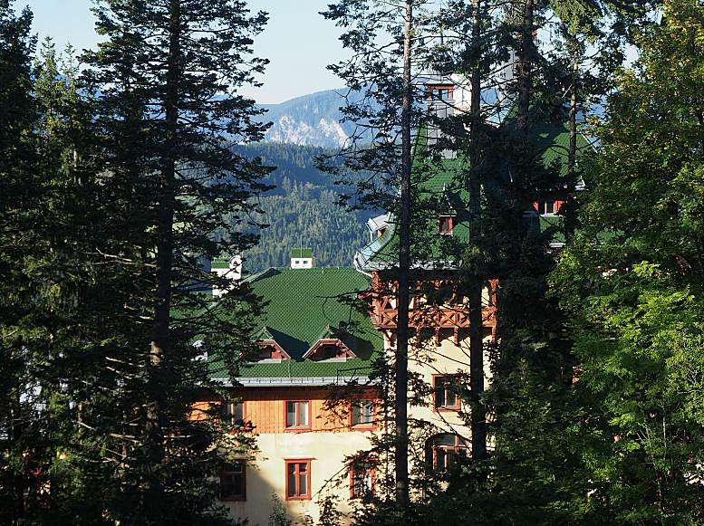 Hotels 05
