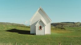 Kohekohe-Kirche, Neuseeland. Foto © Kalpeshs Tailor. Aus dem Buch „Accidentally Wes Anderson”