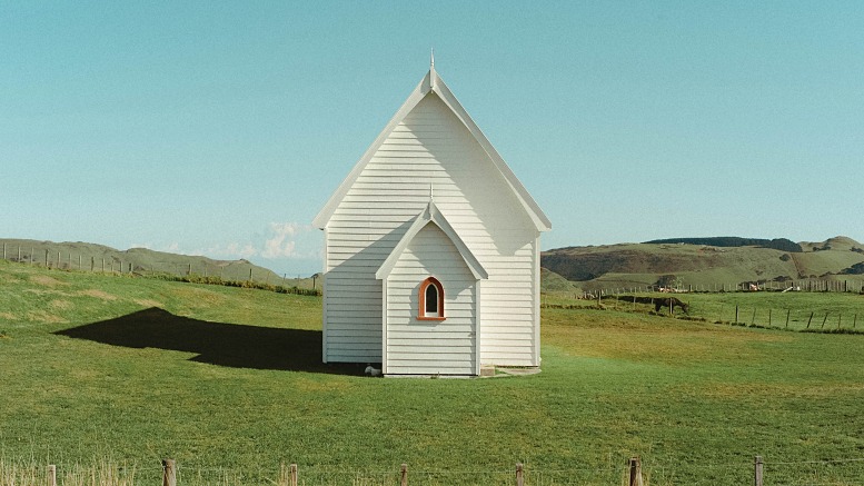 Kohekohe-Kirche, Neuseeland. Foto © Kalpeshs Tailor. Aus dem Buch „Accidentally Wes Anderson”